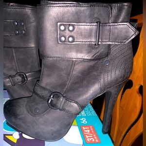 ASH Platform Heels